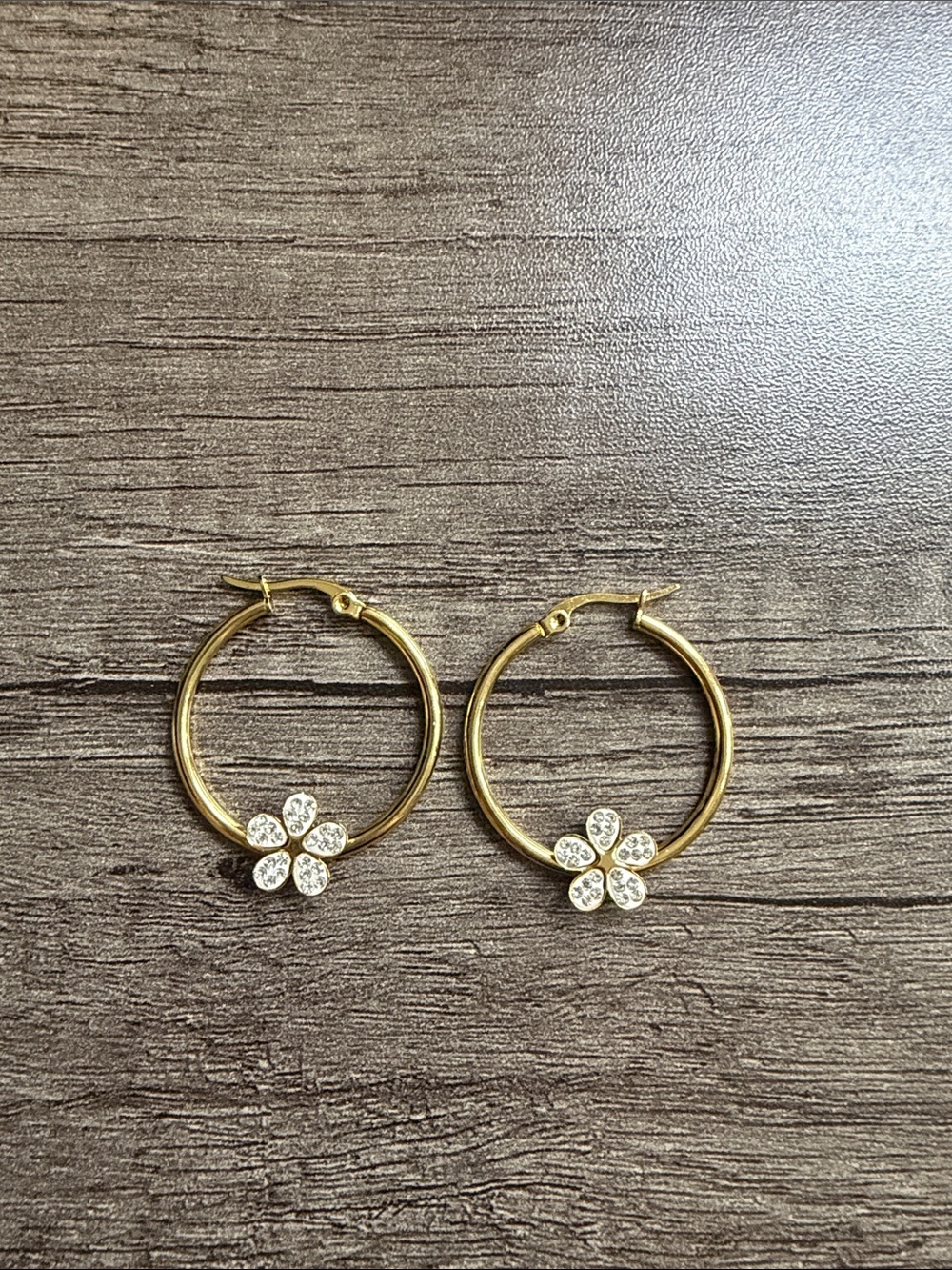 Gold plated stainless steel rhinestone flower hoop earrings